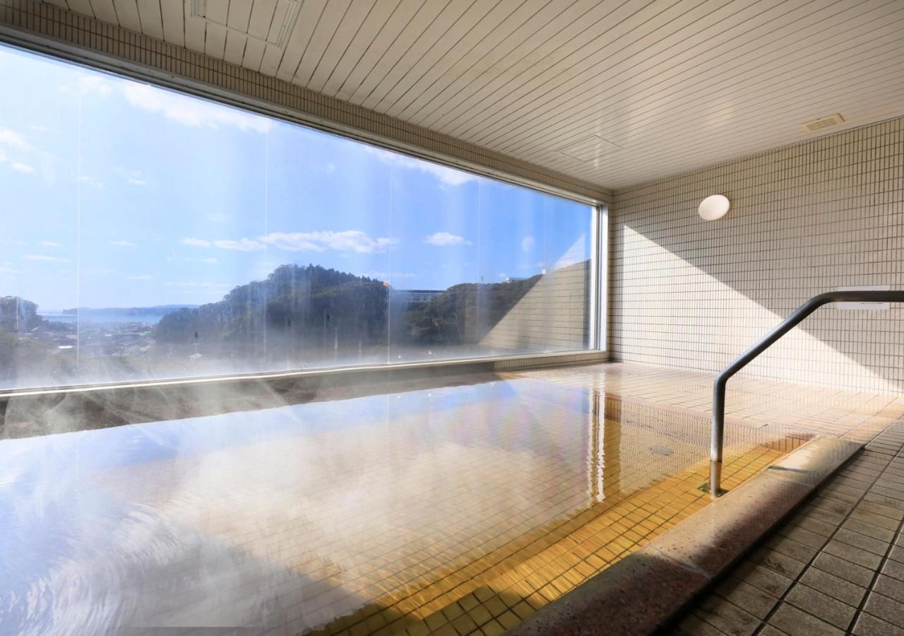 Katsuura Hilltop Hotel&Residence Buitenkant foto